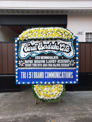 Papan Bunga Duka di Bacan Barat Utara